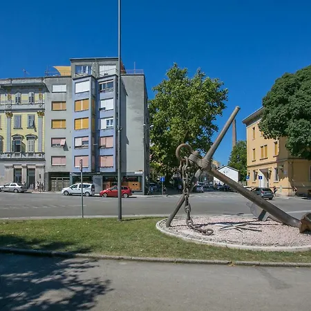 City Center *